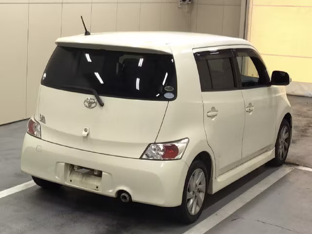 TOYOTA BB