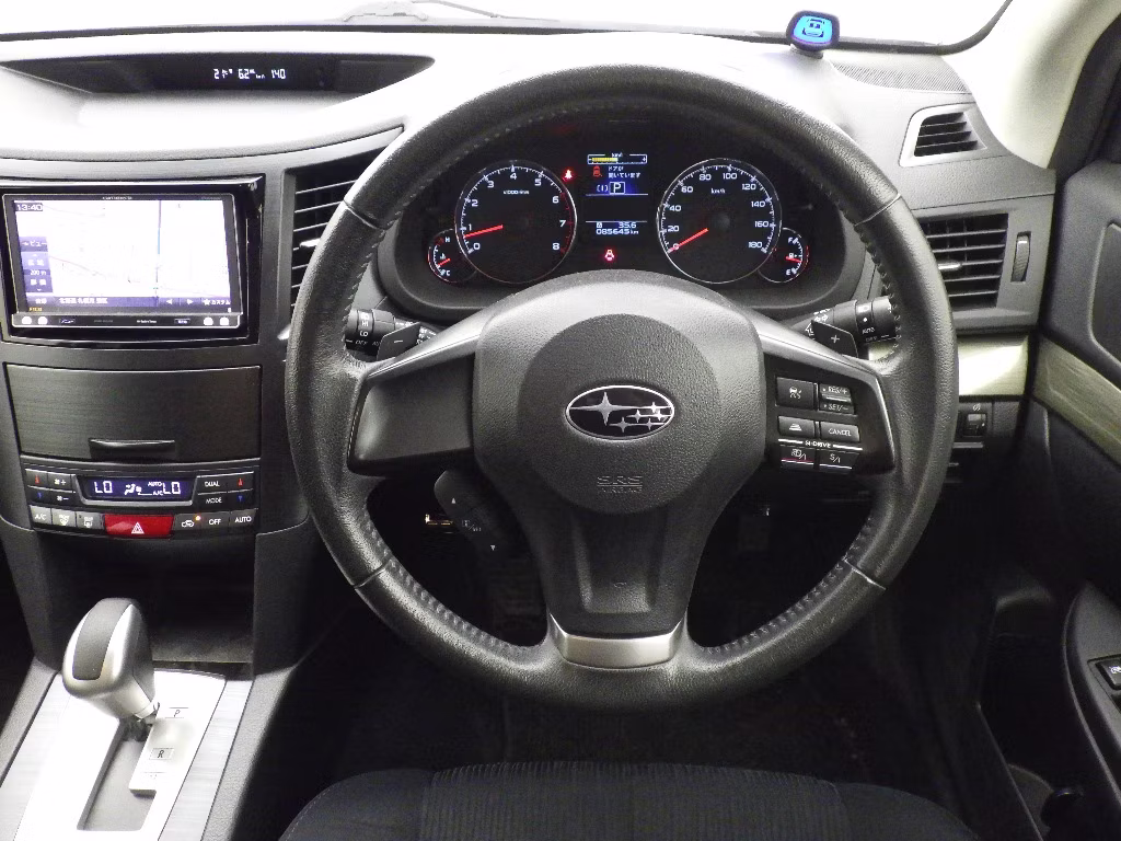 SUBARU LEGACY