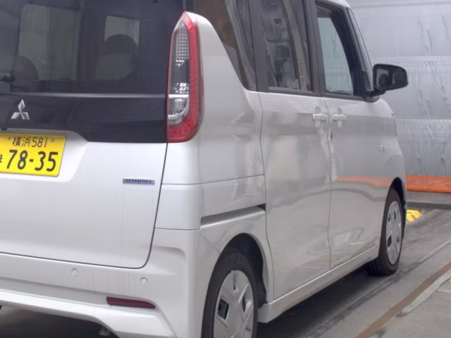 MITSUBISHI EK SPACE