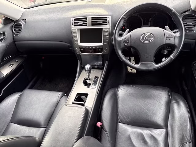 LEXUS IS250