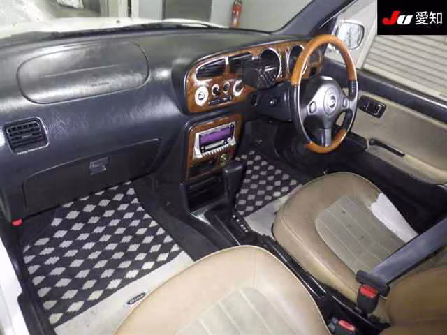 DAIHATSU MIRA GINO