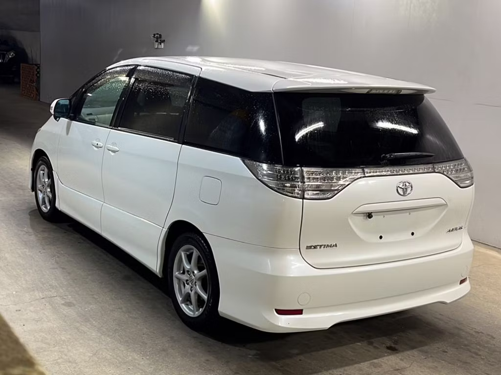 TOYOTA ESTIMA