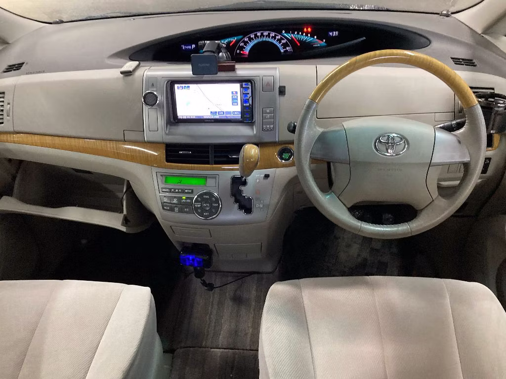 TOYOTA ESTIMA