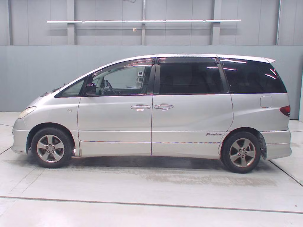 TOYOTA ESTIMA