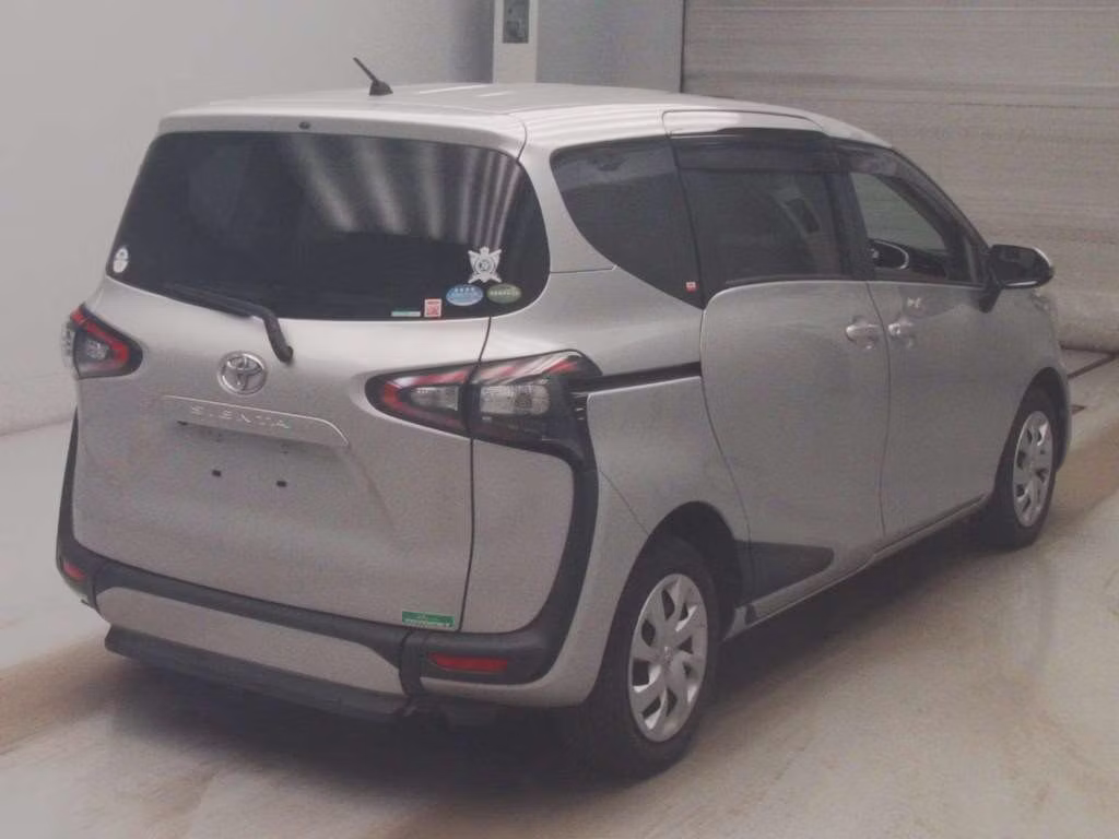 TOYOTA SIENTA