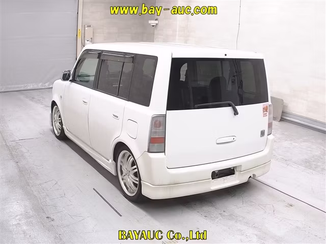 TOYOTA BB