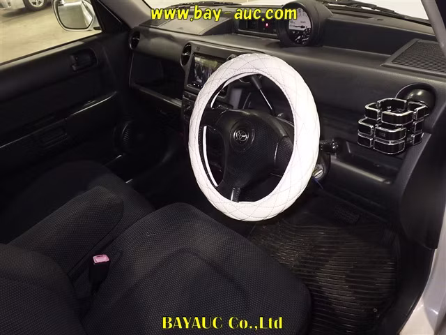 TOYOTA BB