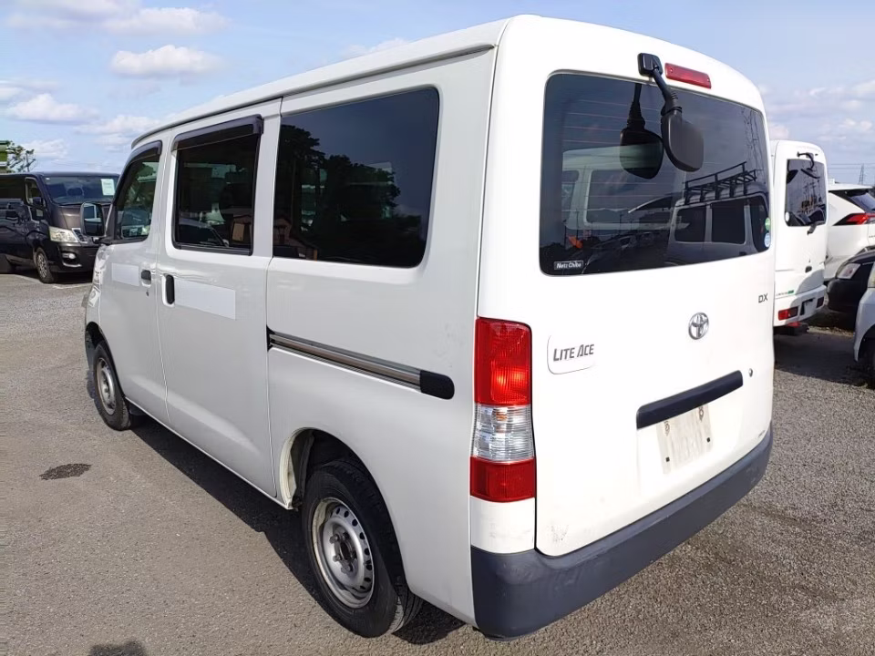 TOYOTA LITE ACE