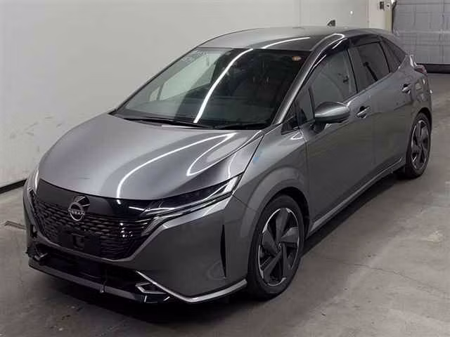 NISSAN AURA