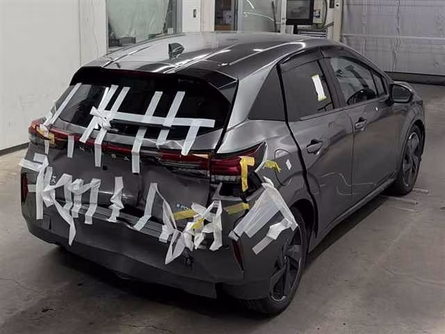 NISSAN AURA