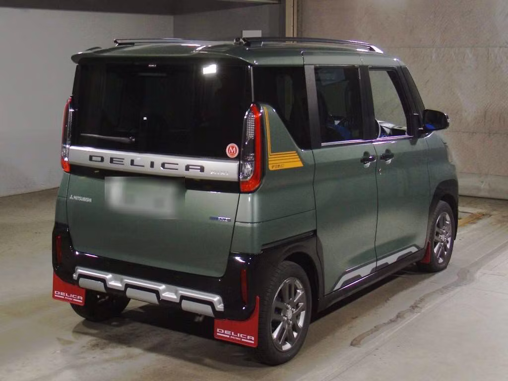 MITSUBISHI DELICA MINI