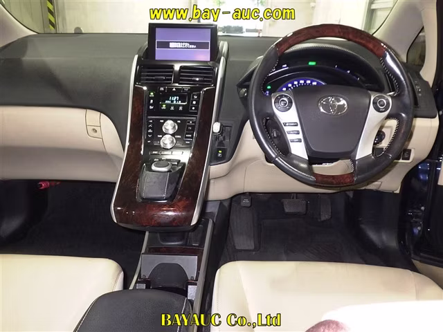 TOYOTA SAI