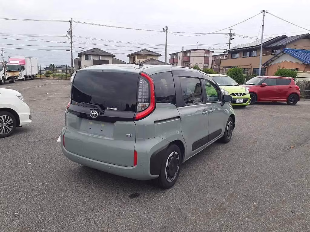 TOYOTA SIENTA