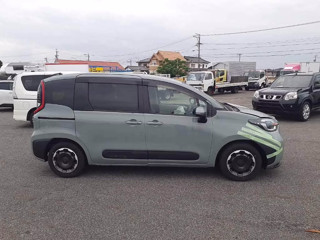 TOYOTA SIENTA