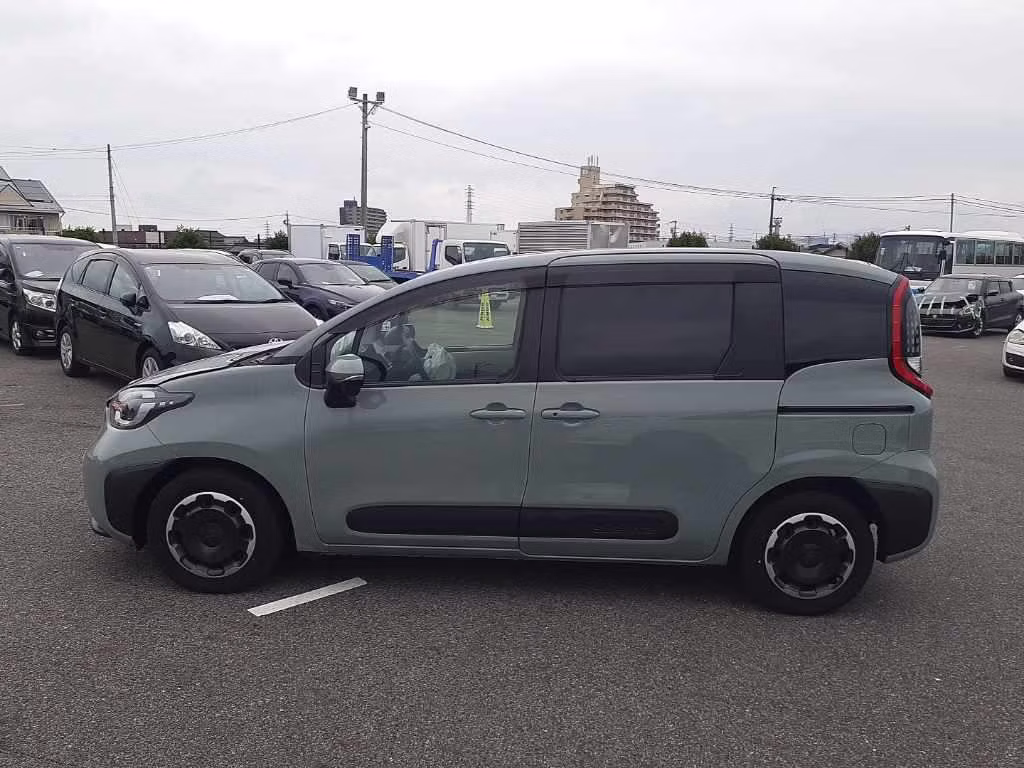 TOYOTA SIENTA