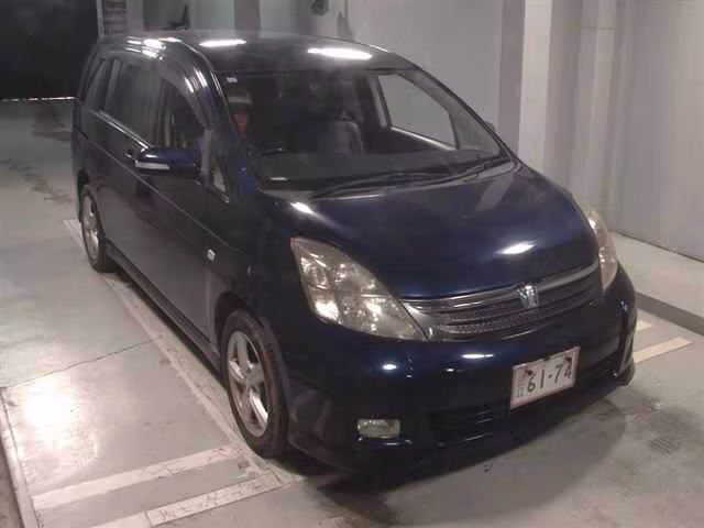 TOYOTA ISIS