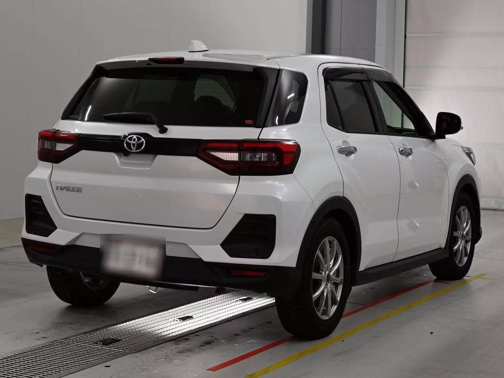 TOYOTA RAIZE