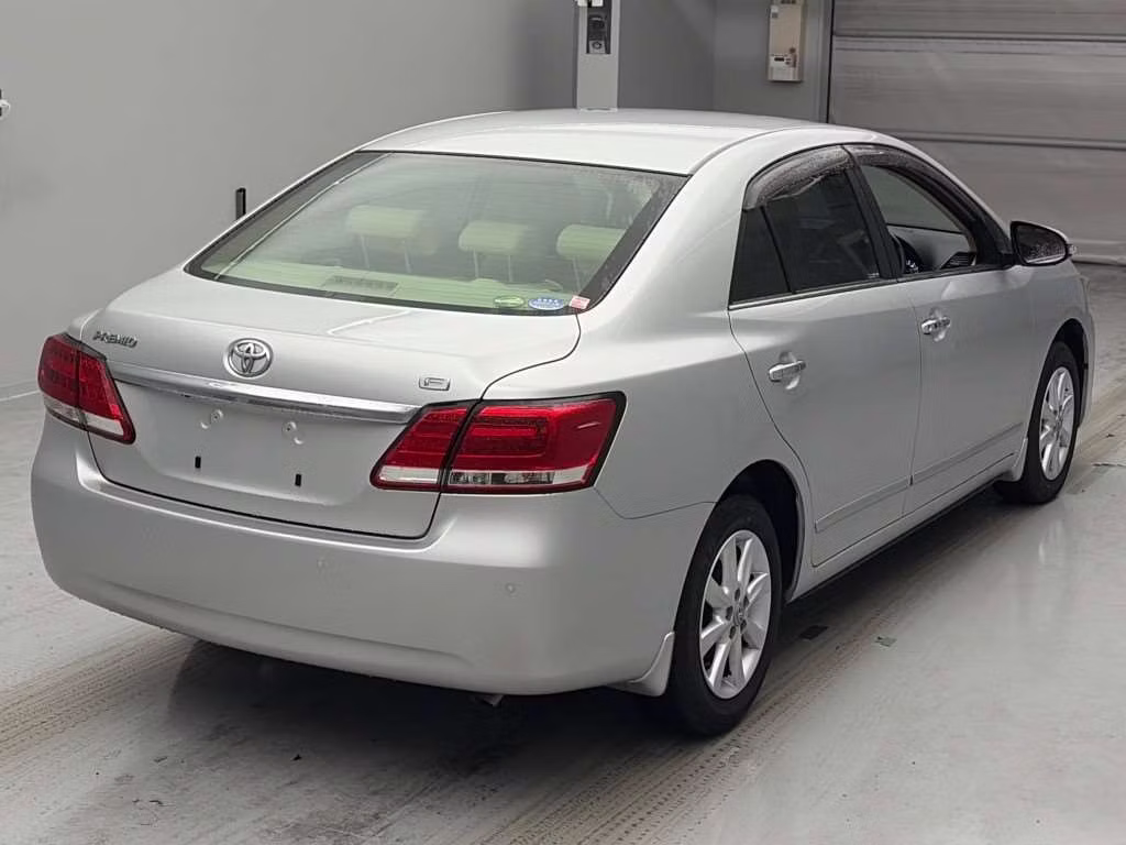 TOYOTA PREMIO