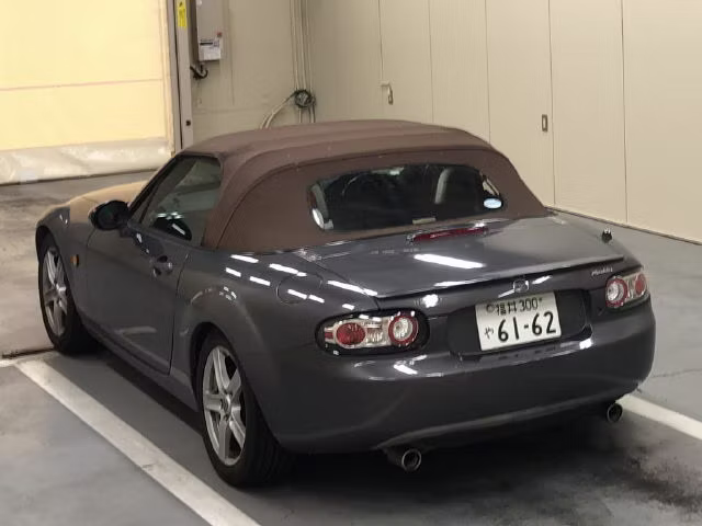 MAZDA ROADSTER