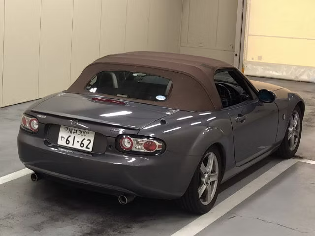 MAZDA ROADSTER