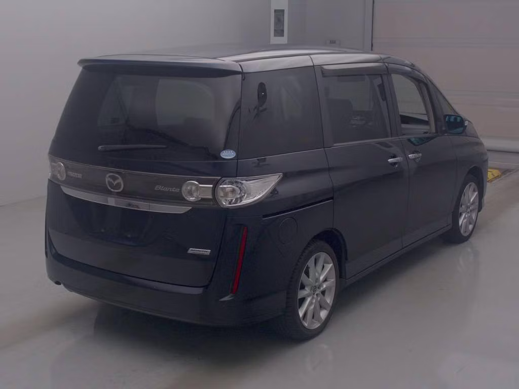 MAZDA BIANTE