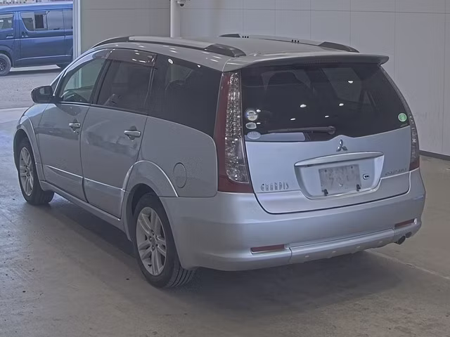 MITSUBISHI GRANDIS