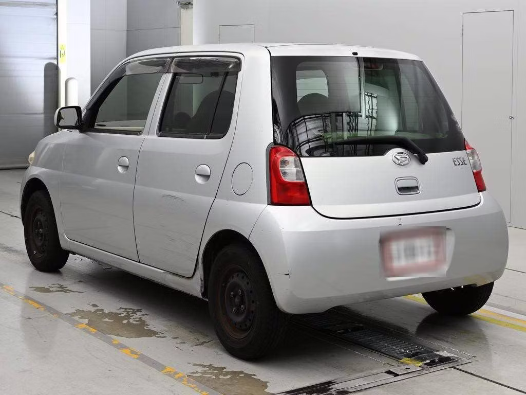 DAIHATSU ESSE