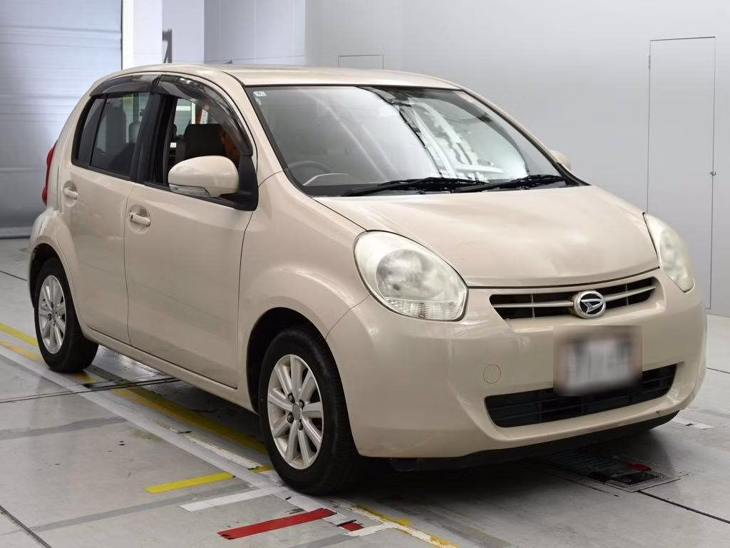 DAIHATSU BOON