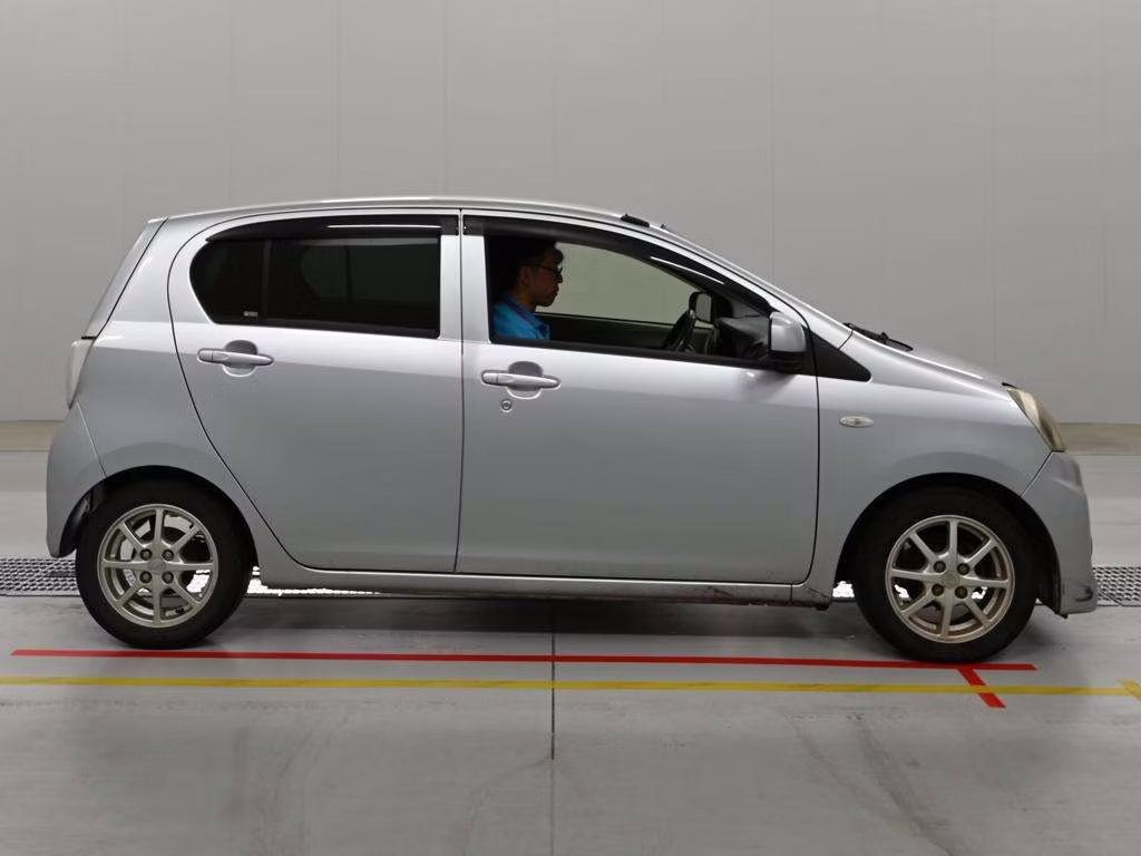 SUBARU PLEO PLUS