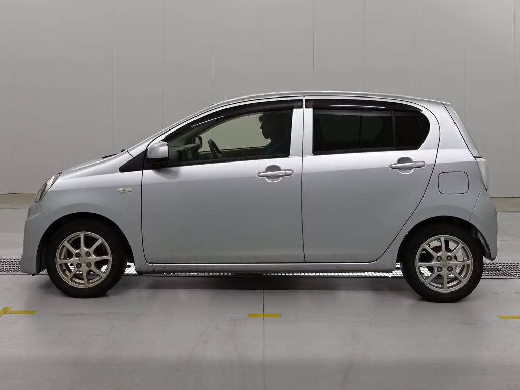 SUBARU PLEO PLUS