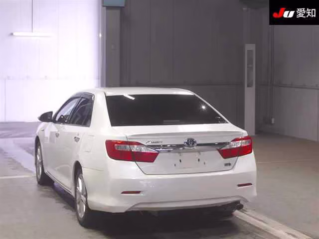 TOYOTA CAMRY