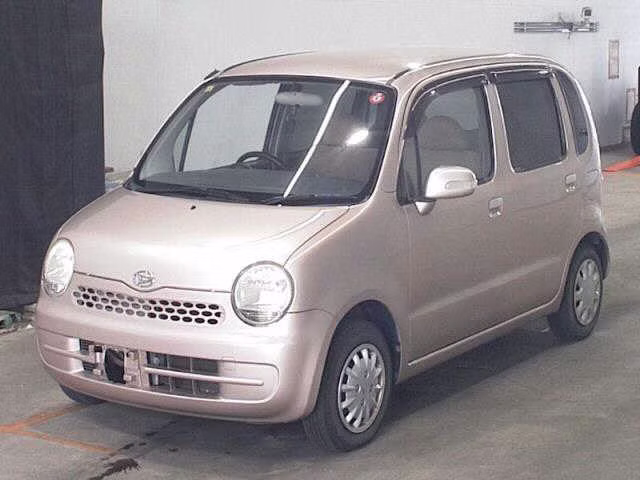 DAIHATSU MOVE LATTE