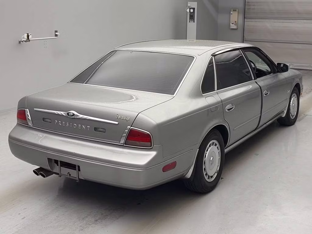 NISSAN PRESIDENT