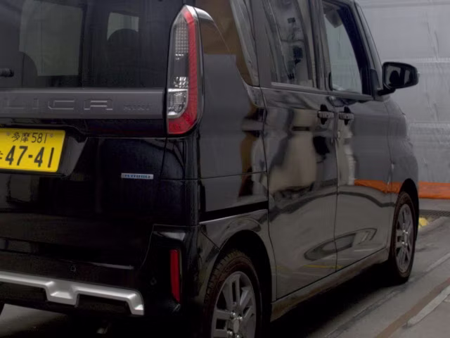 MITSUBISHI DELICA MINI