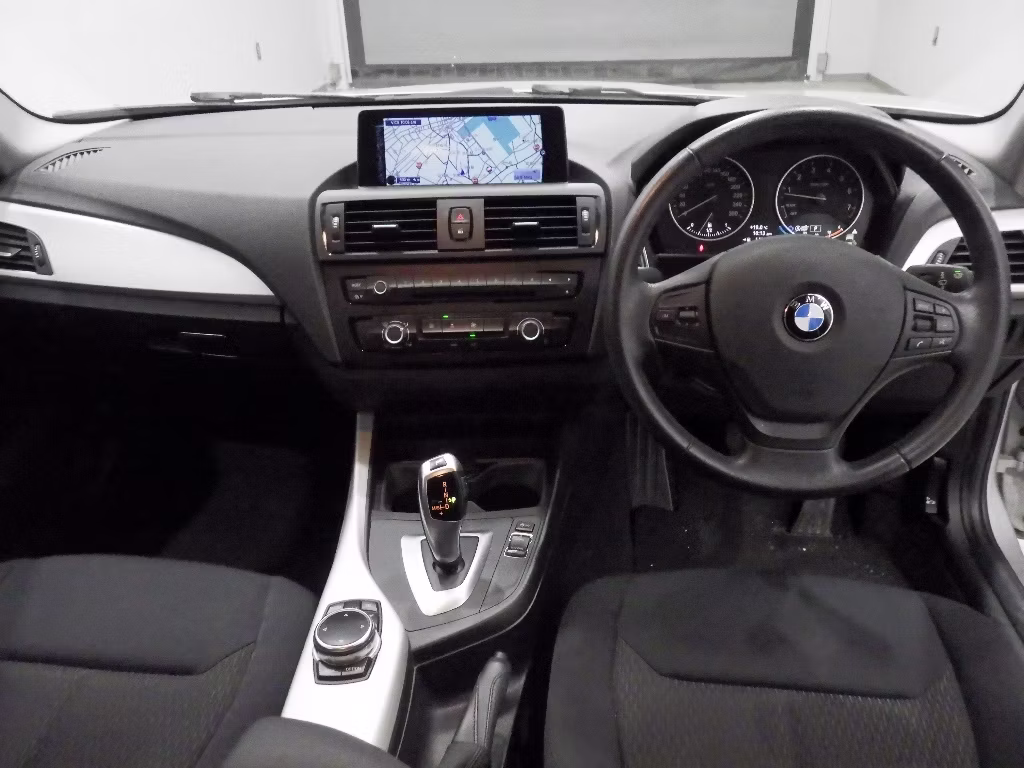 BMW 1-SERIES