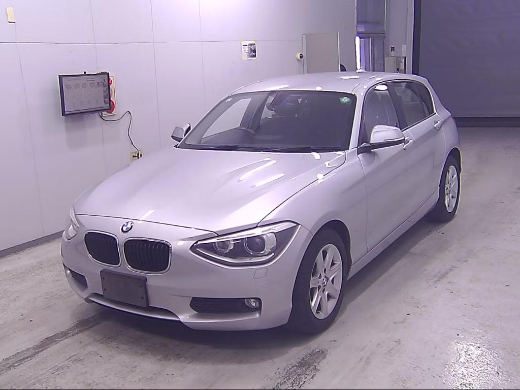 BMW 1-SERIES