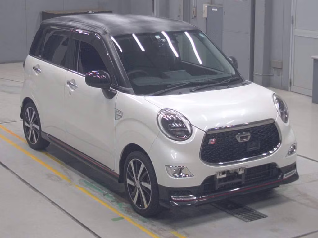 DAIHATSU CAST