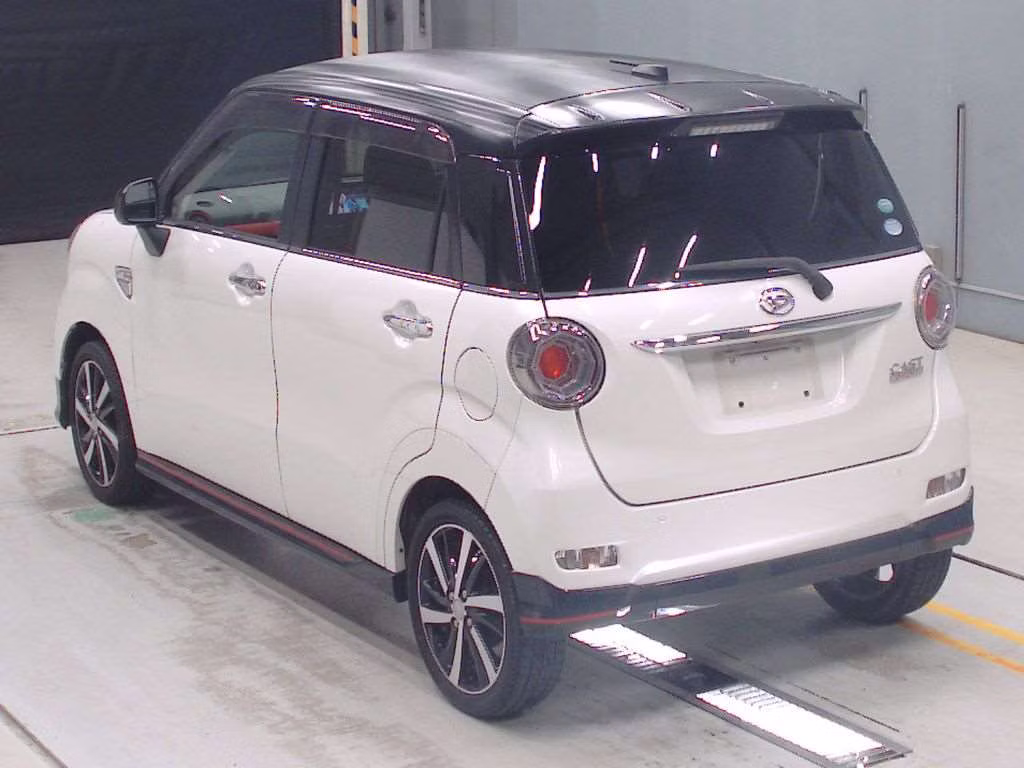 DAIHATSU CAST