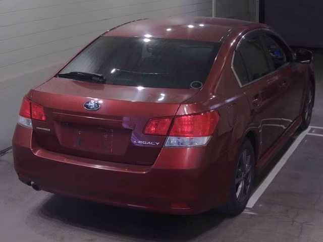 SUBARU LEGACY B4