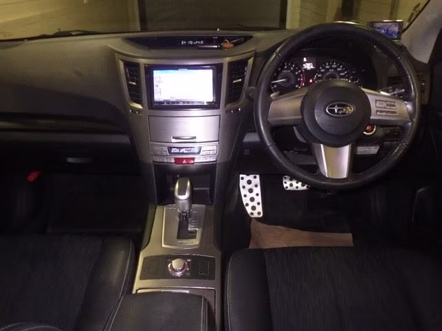 SUBARU LEGACY B4