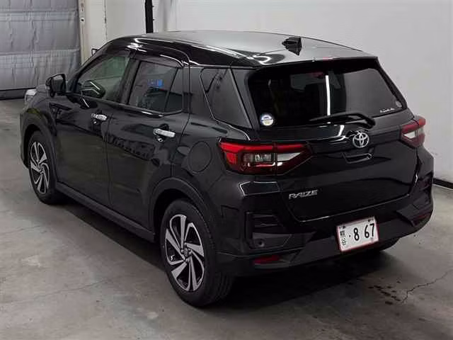 TOYOTA RAIZE