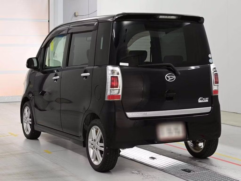 DAIHATSU TANTO EXE