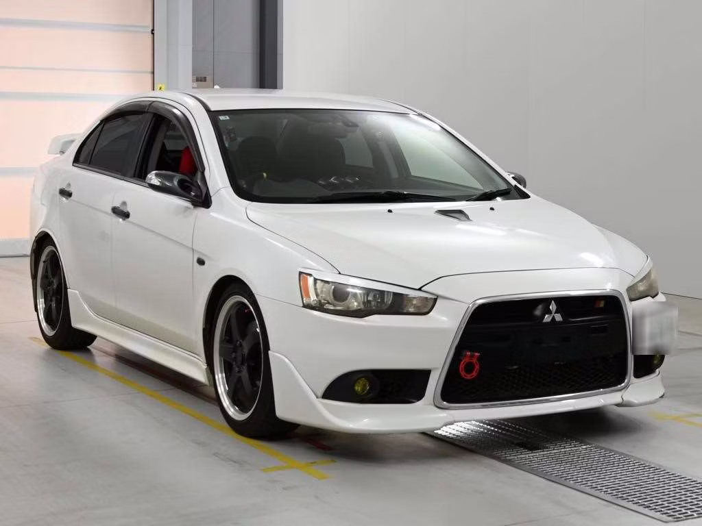 MITSUBISHI GALANT FORTIS