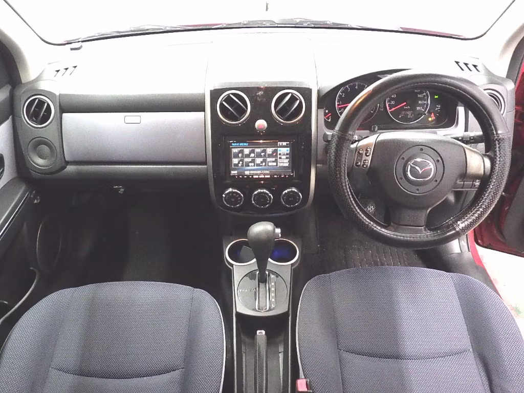 MAZDA VERISA