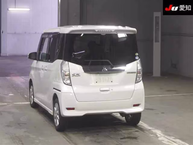 MITSUBISHI EK SPACE