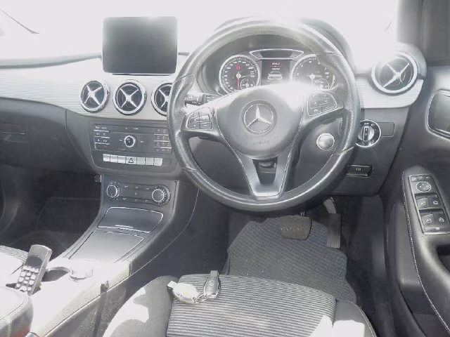 MERCEDES-BENZ B-CLASS