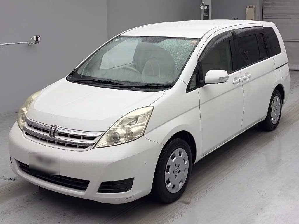 TOYOTA ISIS