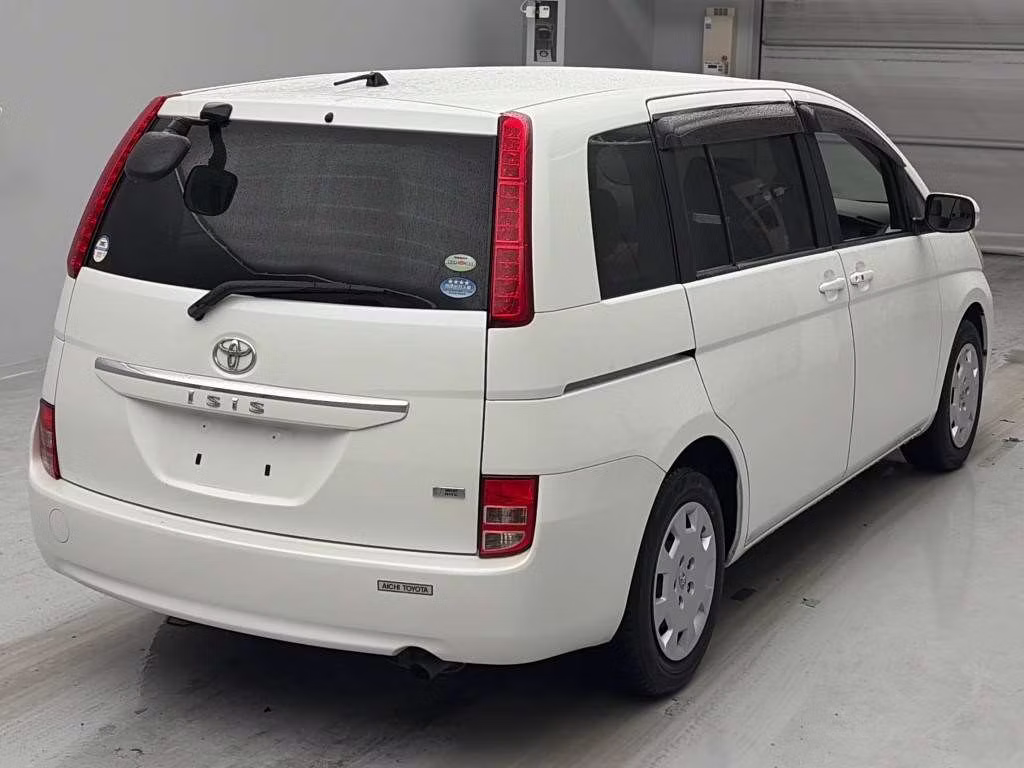 TOYOTA ISIS