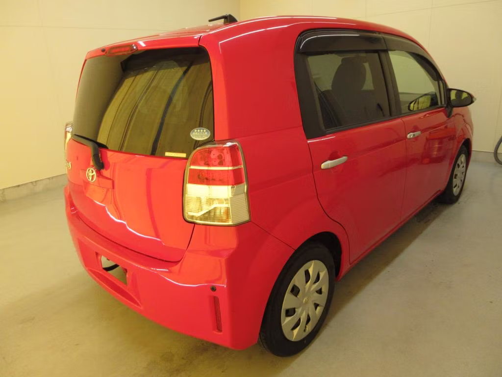 TOYOTA SPADE