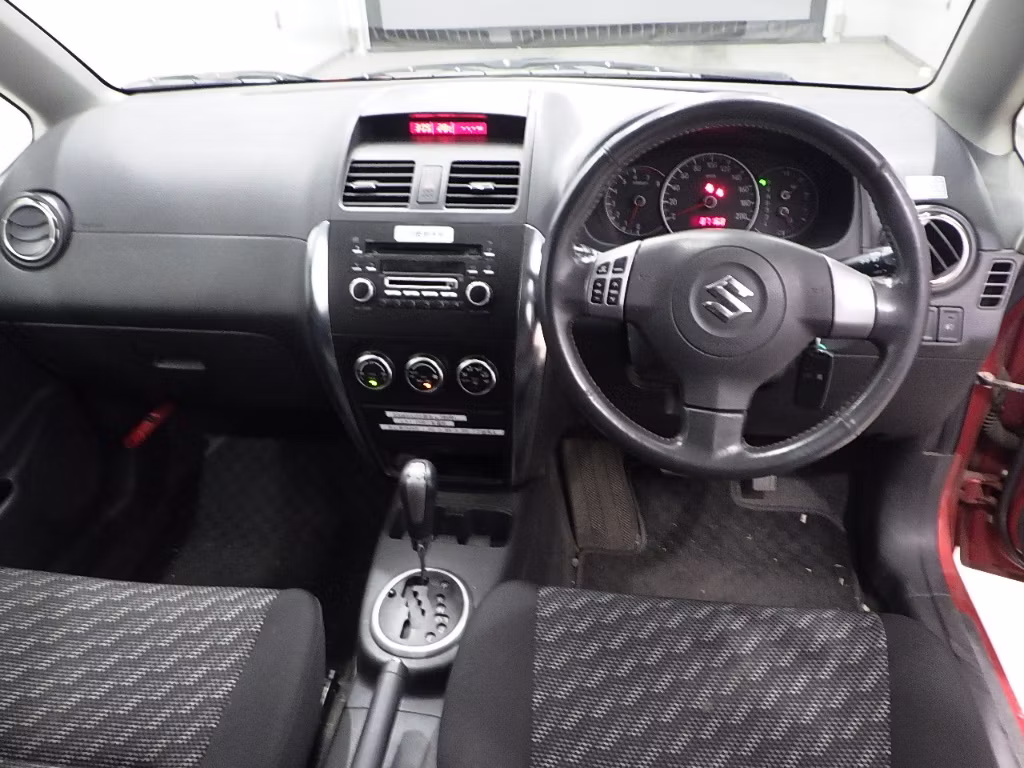 SUZUKI SX4